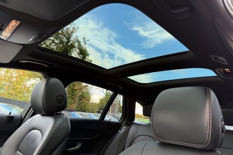 Mercedes-Benz C Class C 220 D AMG LINE PREMIUM - PANORAMIC SUNROOF - 19 INCH ALLOYS - NEW MOT 4