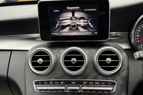 Mercedes-Benz C Class C 220 D AMG LINE PREMIUM - PANORAMIC SUNROOF - 19 INCH ALLOYS - NEW MOT 43