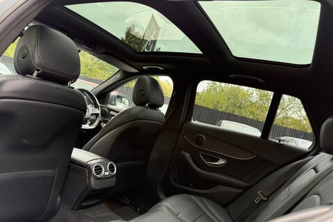 Mercedes-Benz C Class C 220 D AMG LINE PREMIUM - PANORAMIC SUNROOF - 19 INCH ALLOYS - NEW MOT 33