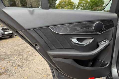 Mercedes-Benz C Class C 220 D AMG LINE PREMIUM - PANORAMIC SUNROOF - 19 INCH ALLOYS - NEW MOT 30