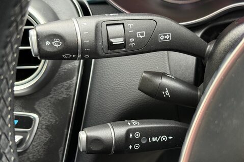 Mercedes-Benz C Class C 220 D AMG LINE PREMIUM - PANORAMIC SUNROOF - 19 INCH ALLOYS - NEW MOT 46