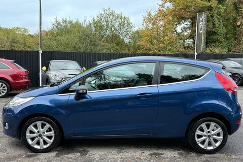 Ford Fiesta ZETEC 16V - 1 OWNER & FULL FORD SERVICE HISTORY WITH 17 SERVICES -NEW MOT 10