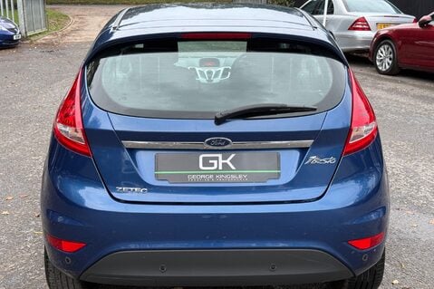 Ford Fiesta ZETEC 16V - 1 OWNER & FULL FORD SERVICE HISTORY WITH 17 SERVICES -NEW MOT 9