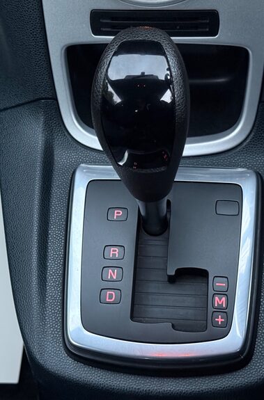 Ford Fiesta ZETEC 16V - 1 OWNER & FULL FORD SERVICE HISTORY WITH 17 SERVICES -NEW MOT 