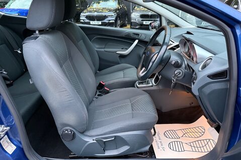 Ford Fiesta ZETEC 16V - 1 OWNER & FULL FORD SERVICE HISTORY WITH 17 SERVICES -NEW MOT 16