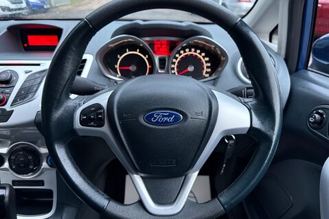 Ford Fiesta ZETEC 16V - 1 OWNER & FULL FORD SERVICE HISTORY WITH 17 SERVICES -NEW MOT 8