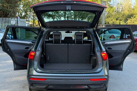 SEAT Tarraco TSI EVO SE TECHNOLOGY DSG - ADAPTIVE CRUISE CONTROL - ONE OWNER - FSH 22