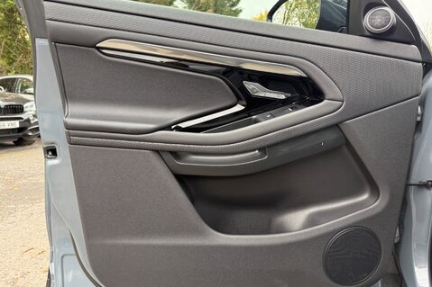 Land Rover Range Rover Evoque R-DYNAMIC S MHEV - ONE OWNER - NOLITA GREY - VAT QUALIFYING 25