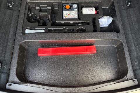 Land Rover Range Rover Evoque R-DYNAMIC S MHEV - ONE OWNER - NOLITA GREY - VAT QUALIFYING 53