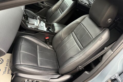 Land Rover Range Rover Evoque R-DYNAMIC S MHEV - ONE OWNER - NOLITA GREY - VAT QUALIFYING 4