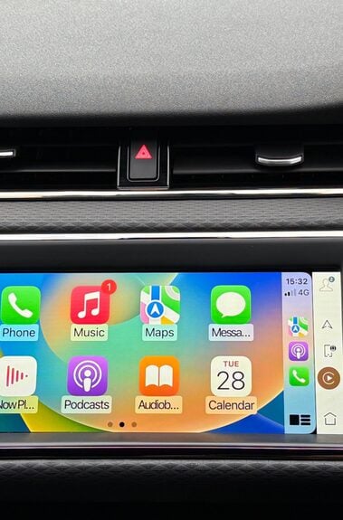 Land Rover Range Rover Evoque R-DYNAMIC S MHEV - ONE OWNER - NOLITA GREY - VAT QUALIFYING 