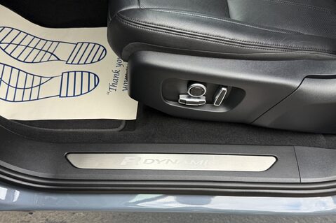 Land Rover Range Rover Evoque R-DYNAMIC S MHEV - ONE OWNER - NOLITA GREY - VAT QUALIFYING 26