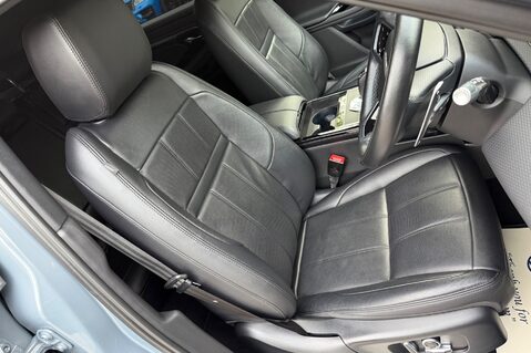 Land Rover Range Rover Evoque R-DYNAMIC S MHEV - ONE OWNER - NOLITA GREY - VAT QUALIFYING 34