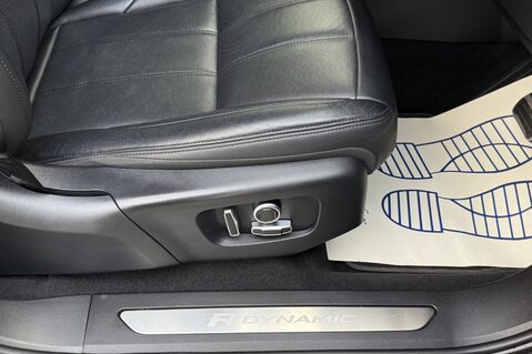 Land Rover Range Rover Evoque R-DYNAMIC S MHEV - ONE OWNER - NOLITA GREY - VAT QUALIFYING 38