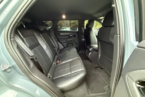 Land Rover Range Rover Evoque R-DYNAMIC S MHEV - ONE OWNER - NOLITA GREY - VAT QUALIFYING 30