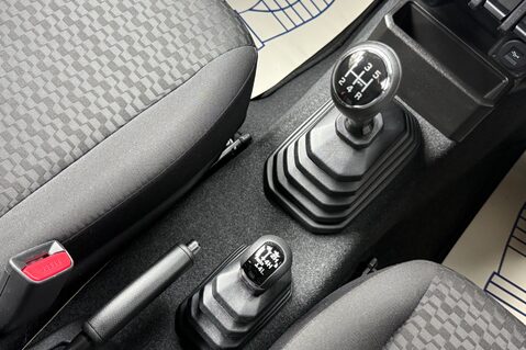 Suzuki Jimny ALLGRIP - 2 SEAT COMMERCIAL VEHICLE - DAB -BLUETOOTH 10
