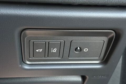 Land Rover Range Rover Evoque TD4 HSE DYNAMIC -BLACK & RED LEATHER INTERIOR - LANE ASSIST -2 OWNERS 44