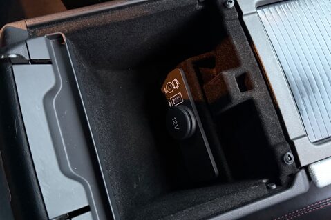 Land Rover Range Rover Evoque TD4 HSE DYNAMIC -BLACK & RED LEATHER INTERIOR - LANE ASSIST -2 OWNERS 45