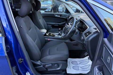 Ford S-Max TITANIUM TDCI - TOWBAR - 10 SERVICES -CAMBELT CHANGED 32