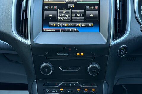 Ford S-Max TITANIUM TDCI - TOWBAR - 10 SERVICES -CAMBELT CHANGED 33