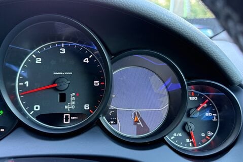 Porsche Cayenne D V6 TIPTRONIC S -£13K EXTRAS -PDLS-PAN ROOF-PASM-360 CAM-BOSE-SOFTCLOSE 58