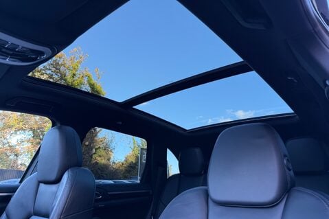 Porsche Cayenne D V6 TIPTRONIC S -£13K EXTRAS -PDLS-PAN ROOF-PASM-360 CAM-BOSE-SOFTCLOSE 4