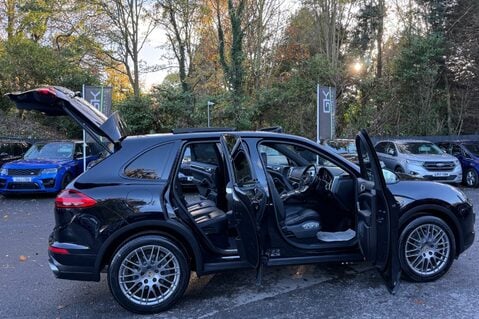 Porsche Cayenne D V6 TIPTRONIC S -£13K EXTRAS -PDLS-PAN ROOF-PASM-360 CAM-BOSE-SOFTCLOSE 19