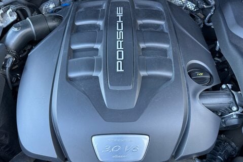 Porsche Cayenne D V6 TIPTRONIC S -£13K EXTRAS -PDLS-PAN ROOF-PASM-360 CAM-BOSE-SOFTCLOSE 71