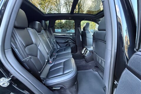Porsche Cayenne D V6 TIPTRONIC S -£13K EXTRAS -PDLS-PAN ROOF-PASM-360 CAM-BOSE-SOFTCLOSE 35