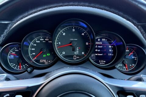 Porsche Cayenne D V6 TIPTRONIC S -£13K EXTRAS -PDLS-PAN ROOF-PASM-360 CAM-BOSE-SOFTCLOSE 46