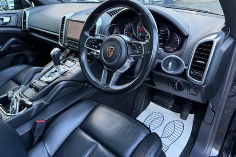Porsche Cayenne D V6 TIPTRONIC S -£13K EXTRAS -PDLS-PAN ROOF-PASM-360 CAM-BOSE-SOFTCLOSE 42
