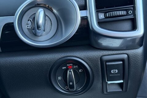 Porsche Cayenne D V6 TIPTRONIC S -£13K EXTRAS -PDLS-PAN ROOF-PASM-360 CAM-BOSE-SOFTCLOSE 60