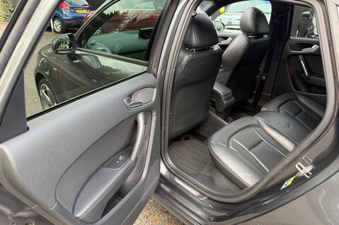 Audi A1 SPORTBACK TFSI BLACK EDITION S-TRONIC-PAN ROOF-CRUISE -ULEZ-LEATHER-1 OWNER 30