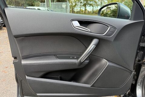 Audi A1 SPORTBACK TFSI BLACK EDITION S-TRONIC-PAN ROOF-CRUISE -ULEZ-LEATHER-1 OWNER 27