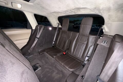 Land Rover Range Rover Sport SDV6 AUTOBIOGRAPHY DYNAMIC - 7 SEATER - ELECTRIC STEPS - RARE COLOUR COMBO 61