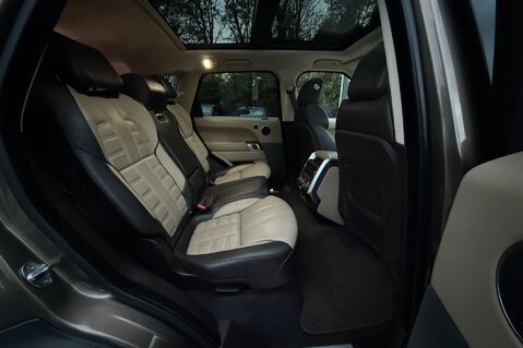 Land Rover Range Rover Sport SDV6 AUTOBIOGRAPHY DYNAMIC - 7 SEATER - ELECTRIC STEPS - RARE COLOUR COMBO 18