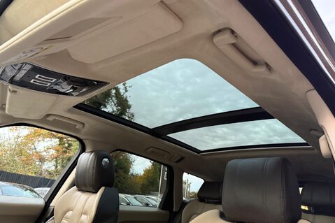 Land Rover Range Rover Sport SDV6 AUTOBIOGRAPHY DYNAMIC - 7 SEATER - ELECTRIC STEPS - RARE COLOUR COMBO 4
