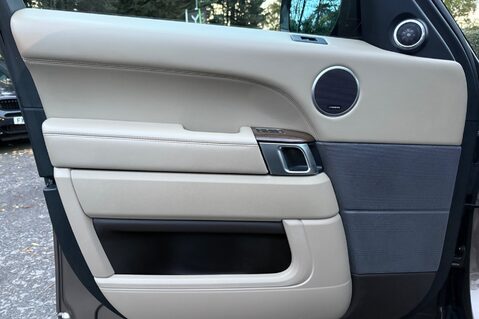 Land Rover Range Rover Sport SDV6 AUTOBIOGRAPHY DYNAMIC - 7 SEATER - ELECTRIC STEPS - RARE COLOUR COMBO 31
