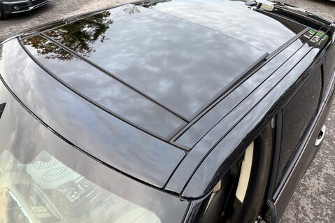 Land Rover Range Rover Sport SDV6 AUTOBIOGRAPHY DYNAMIC - 7 SEATER - ELECTRIC STEPS - RARE COLOUR COMBO 23