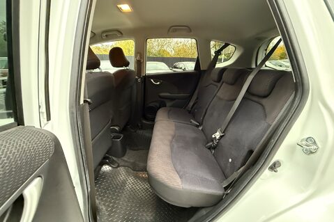 Honda Jazz I-VTEC ES PLUS AUTOMATIC - FULL HONDA SERVICE HISTORY - 12604 MILES! 24