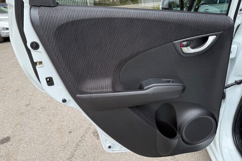 Honda Jazz I-VTEC ES PLUS AUTOMATIC - FULL HONDA SERVICE HISTORY - 12604 MILES! 26