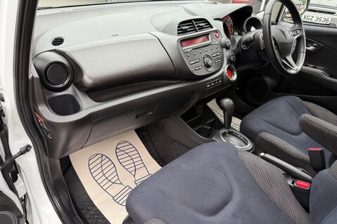 Honda Jazz I-VTEC ES PLUS AUTOMATIC - FULL HONDA SERVICE HISTORY - 12604 MILES! 22