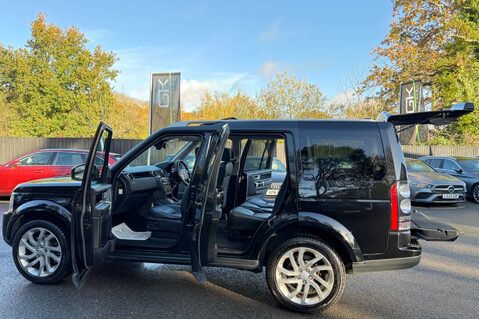 Land Rover Discovery SDV6 LANDMARK - REAR ENTERTAINMENT - PAN ROOF -DIGITAL TV - TOWBAR 22