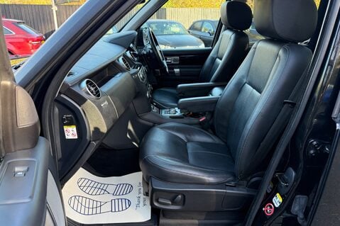 Land Rover Discovery SDV6 LANDMARK - REAR ENTERTAINMENT - PAN ROOF -DIGITAL TV - TOWBAR 25
