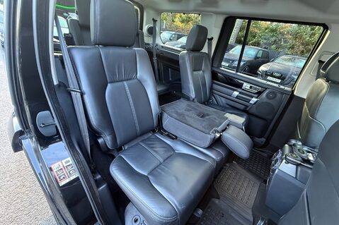 Land Rover Discovery SDV6 LANDMARK - REAR ENTERTAINMENT - PAN ROOF -DIGITAL TV - TOWBAR 39