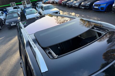 Land Rover Discovery SDV6 LANDMARK - REAR ENTERTAINMENT - PAN ROOF -DIGITAL TV - TOWBAR 24