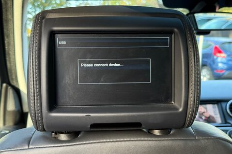 Land Rover Discovery SDV6 LANDMARK - REAR ENTERTAINMENT - PAN ROOF -DIGITAL TV - TOWBAR 34