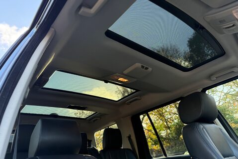 Land Rover Discovery SDV6 LANDMARK - REAR ENTERTAINMENT - PAN ROOF -DIGITAL TV - TOWBAR 56