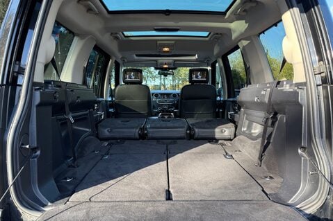 Land Rover Discovery SDV6 LANDMARK - REAR ENTERTAINMENT - PAN ROOF -DIGITAL TV - TOWBAR 13