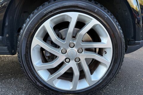 Land Rover Discovery SDV6 LANDMARK - REAR ENTERTAINMENT - PAN ROOF -DIGITAL TV - TOWBAR 68